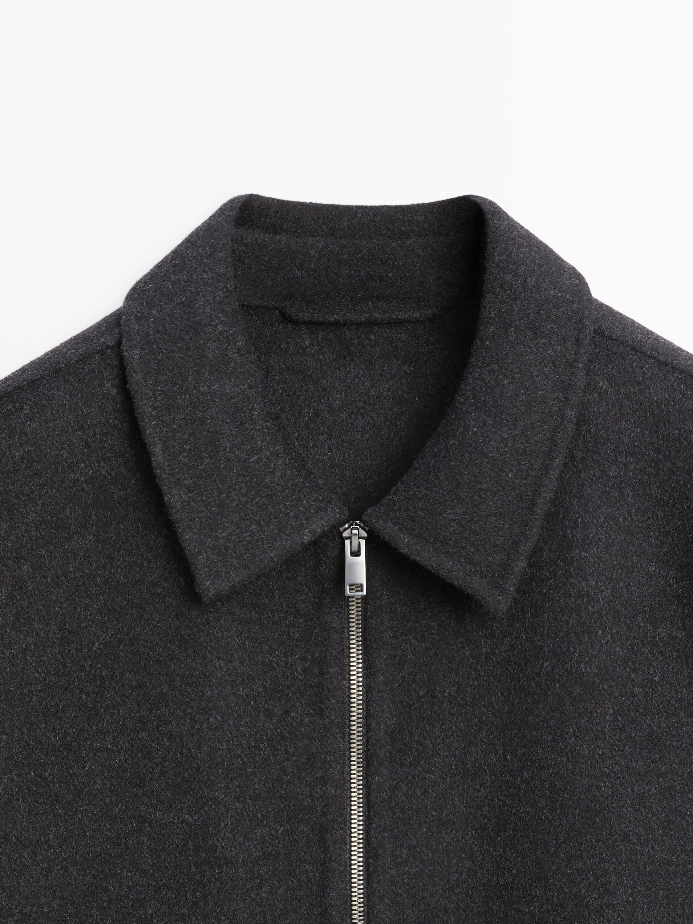 Wool blend jacket with pockets